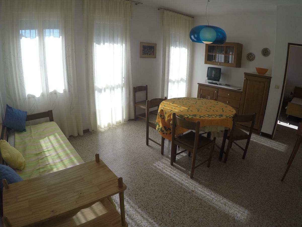 Casa Francesca - Agenzia Cocal Appartement Caorle Buitenkant foto