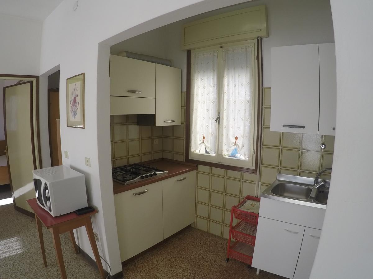 Casa Francesca - Agenzia Cocal Appartement Caorle Buitenkant foto
